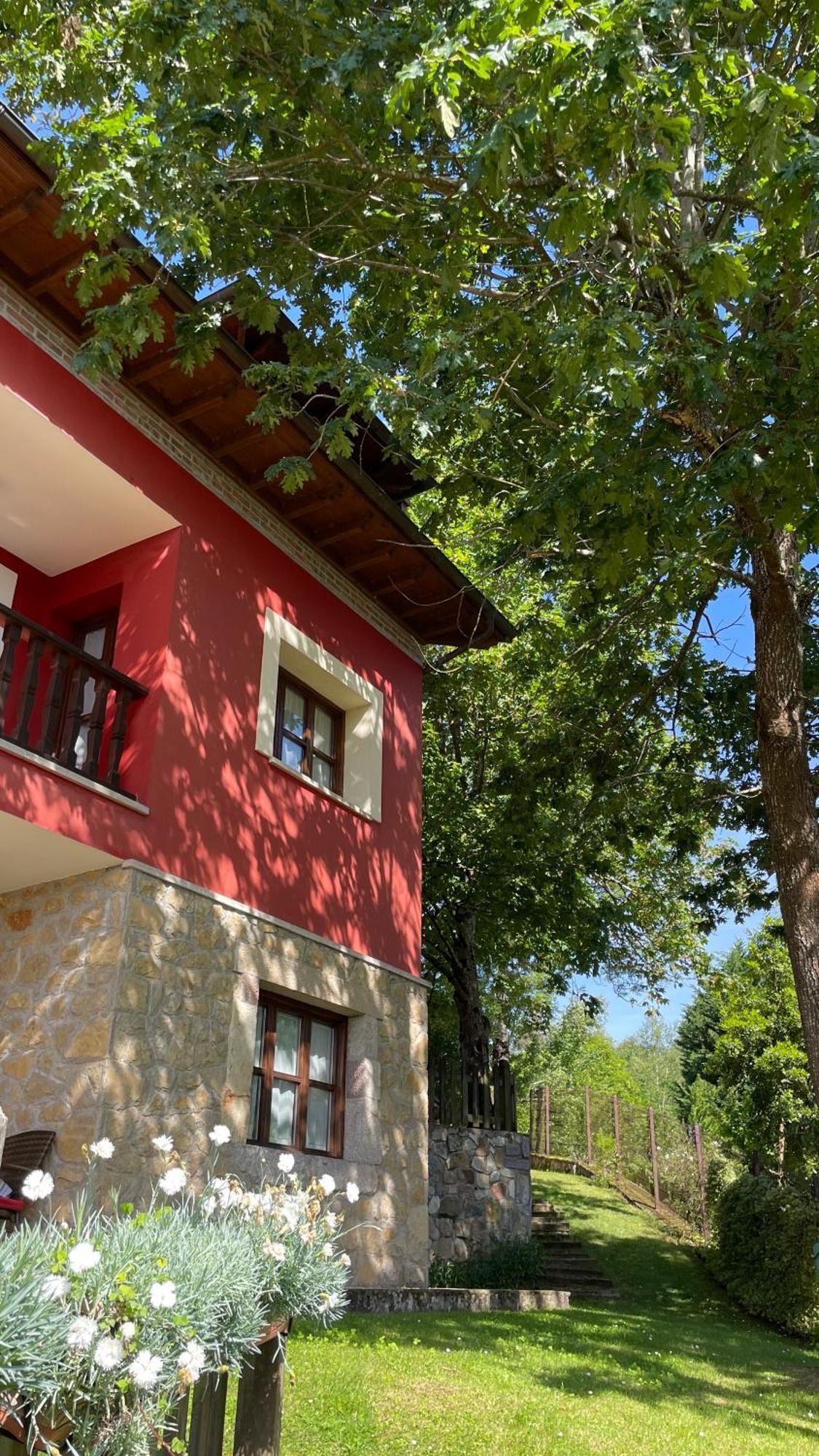 Apartamentos Rurales El Picoretu Mestas De Con Exterior foto
