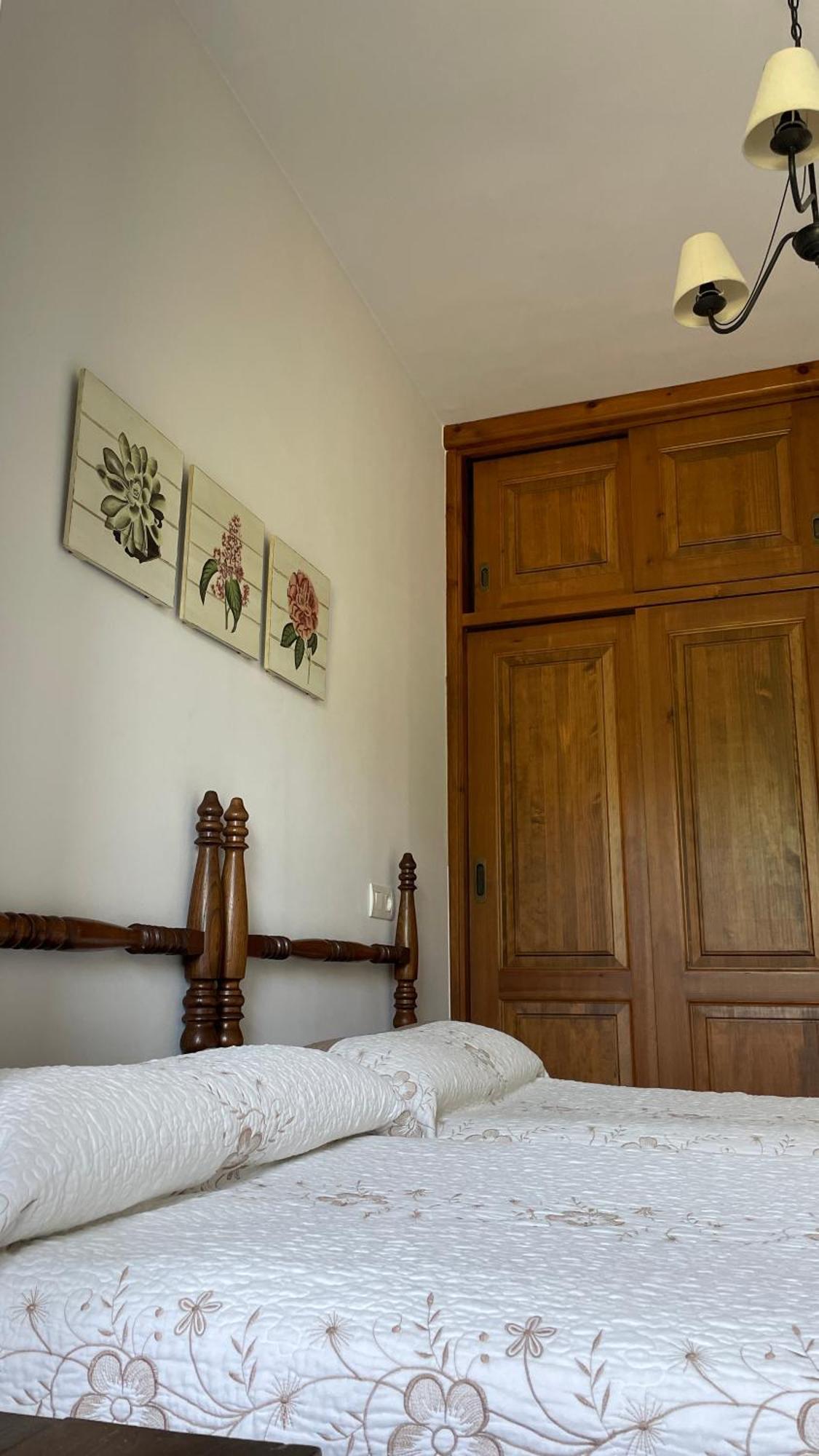 Apartamentos Rurales El Picoretu Mestas De Con Exterior foto