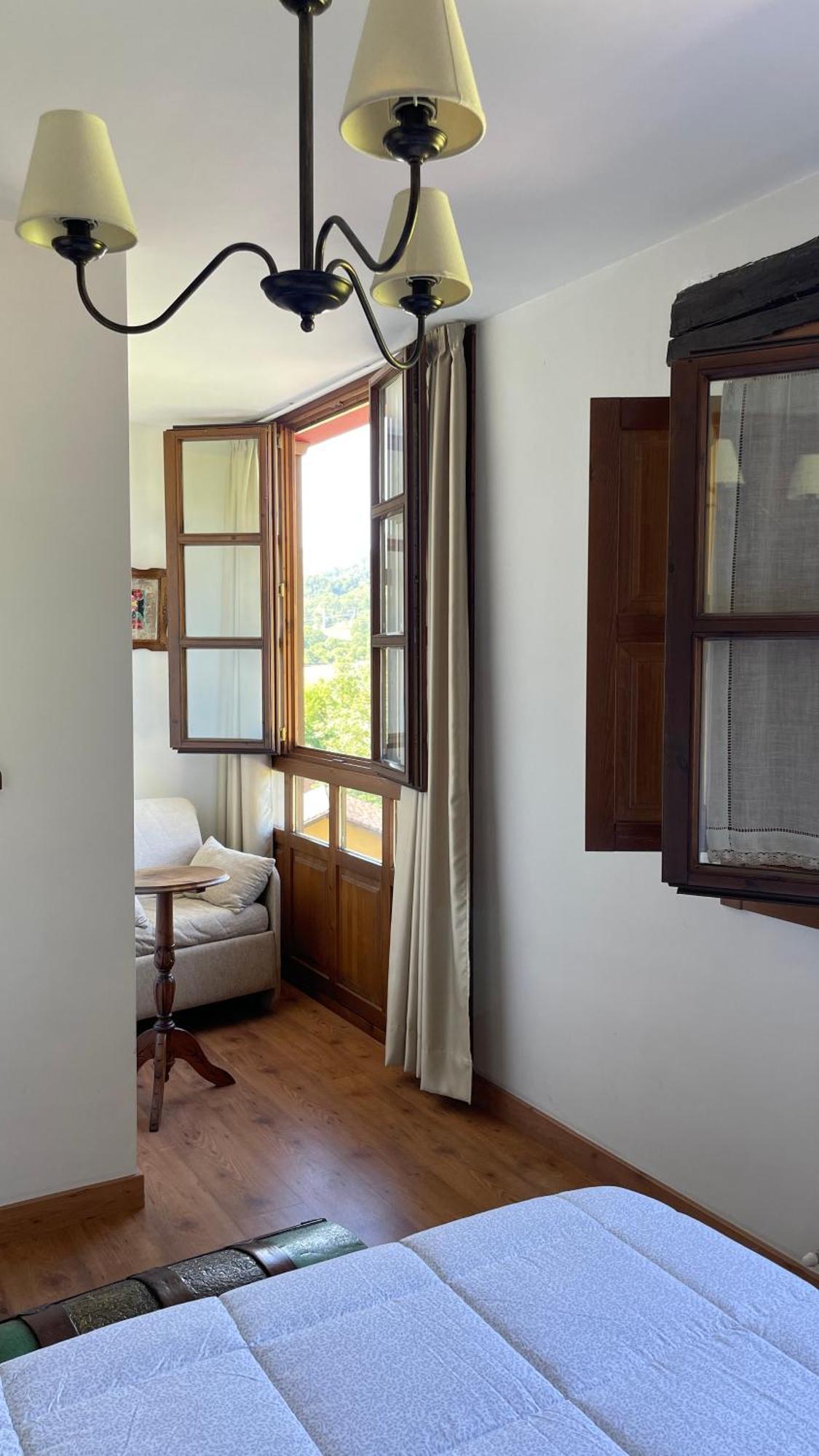 Apartamentos Rurales El Picoretu Mestas De Con Exterior foto